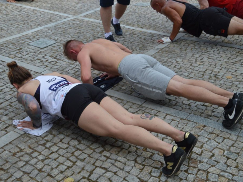 VIII Ogólnopolskie Mistrzostwa w Podciąganiu na Drążku w Radzyniu Podlaskim