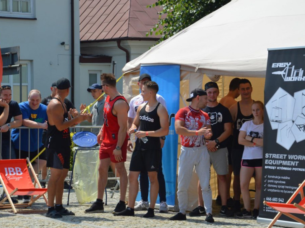 VIII Ogólnopolskie Mistrzostwa w Podciąganiu na Drążku w Radzyniu Podlaskim