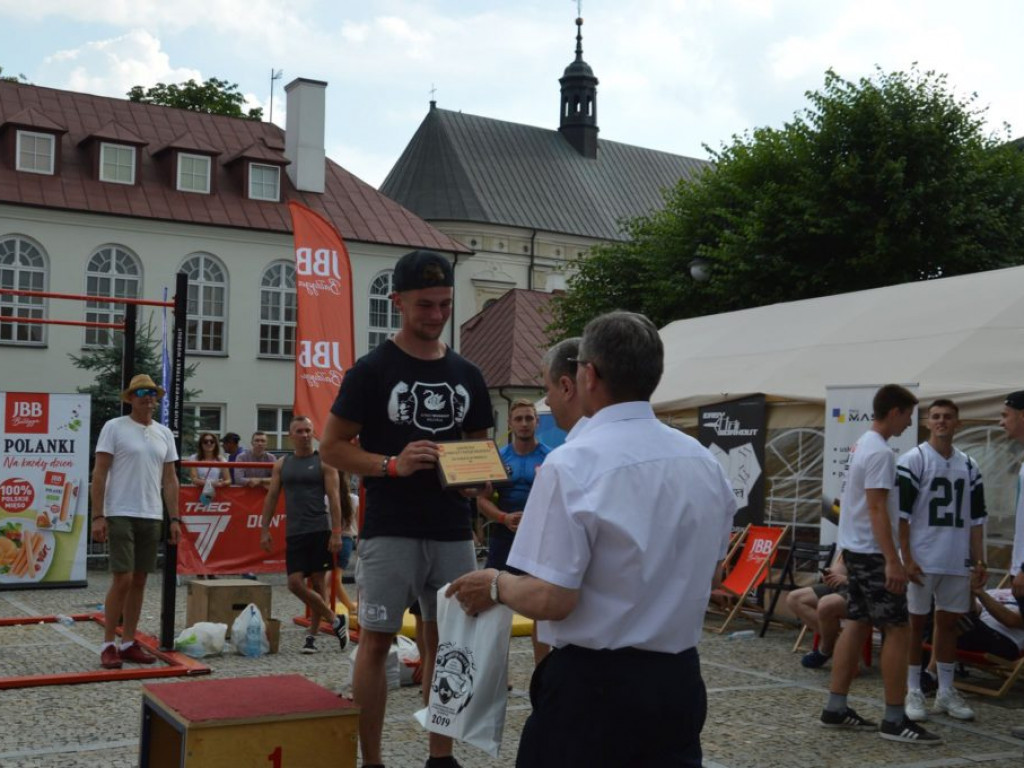 VIII Ogólnopolskie Mistrzostwa w Podciąganiu na Drążku w Radzyniu Podlaskim