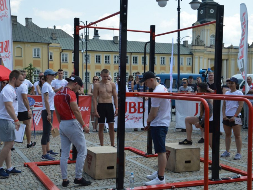 VIII Ogólnopolskie Mistrzostwa w Podciąganiu na Drążku w Radzyniu Podlaskim