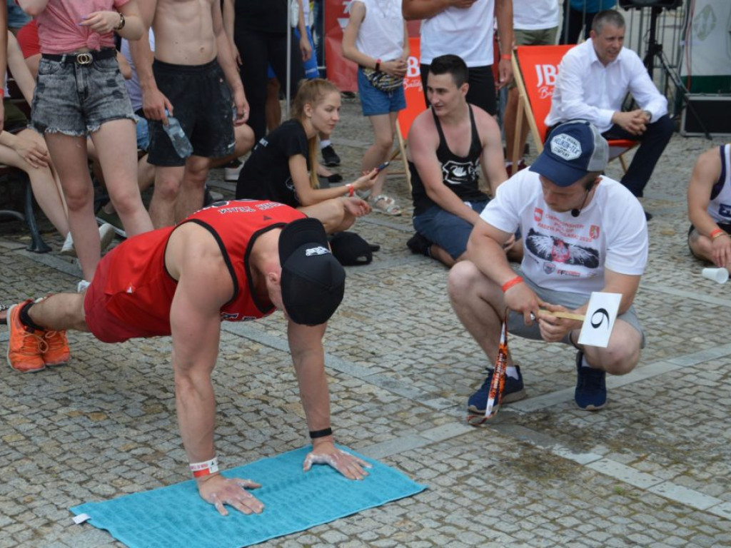VIII Ogólnopolskie Mistrzostwa w Podciąganiu na Drążku w Radzyniu Podlaskim