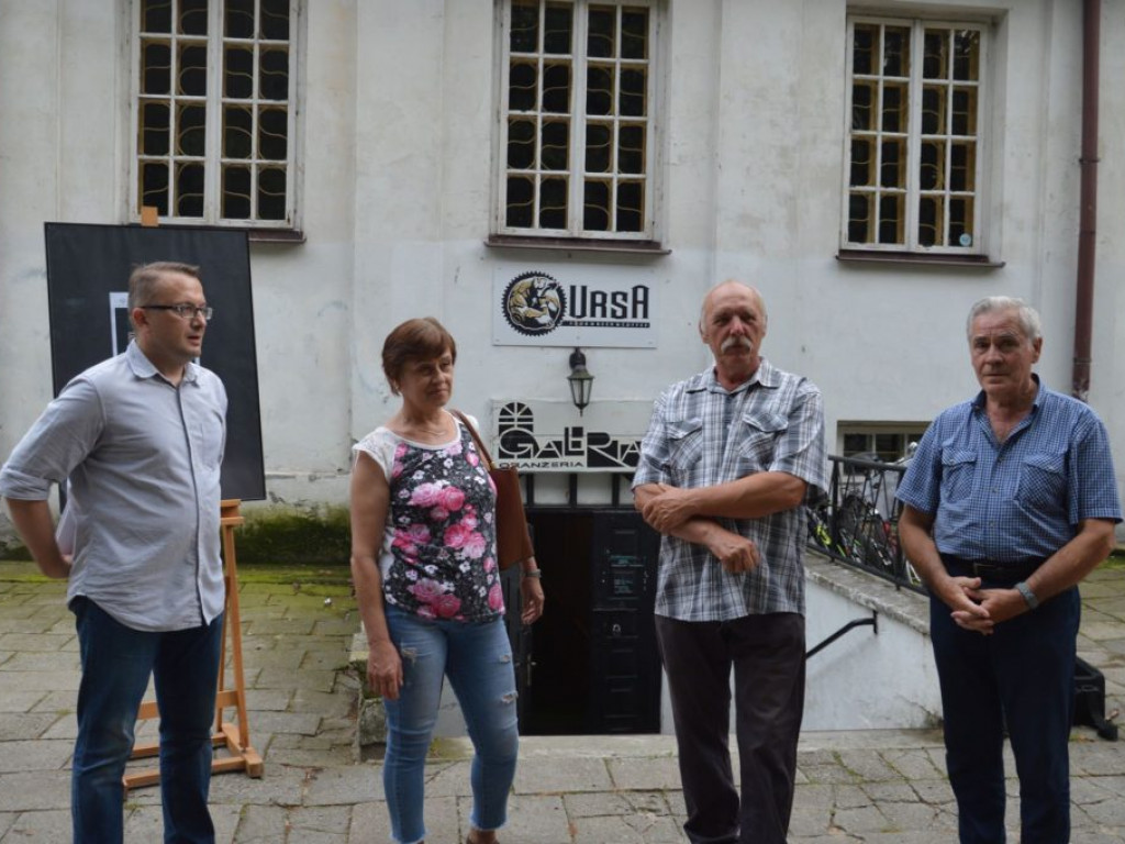 Wystawa rzeźb Kazimierza Zabielskiego