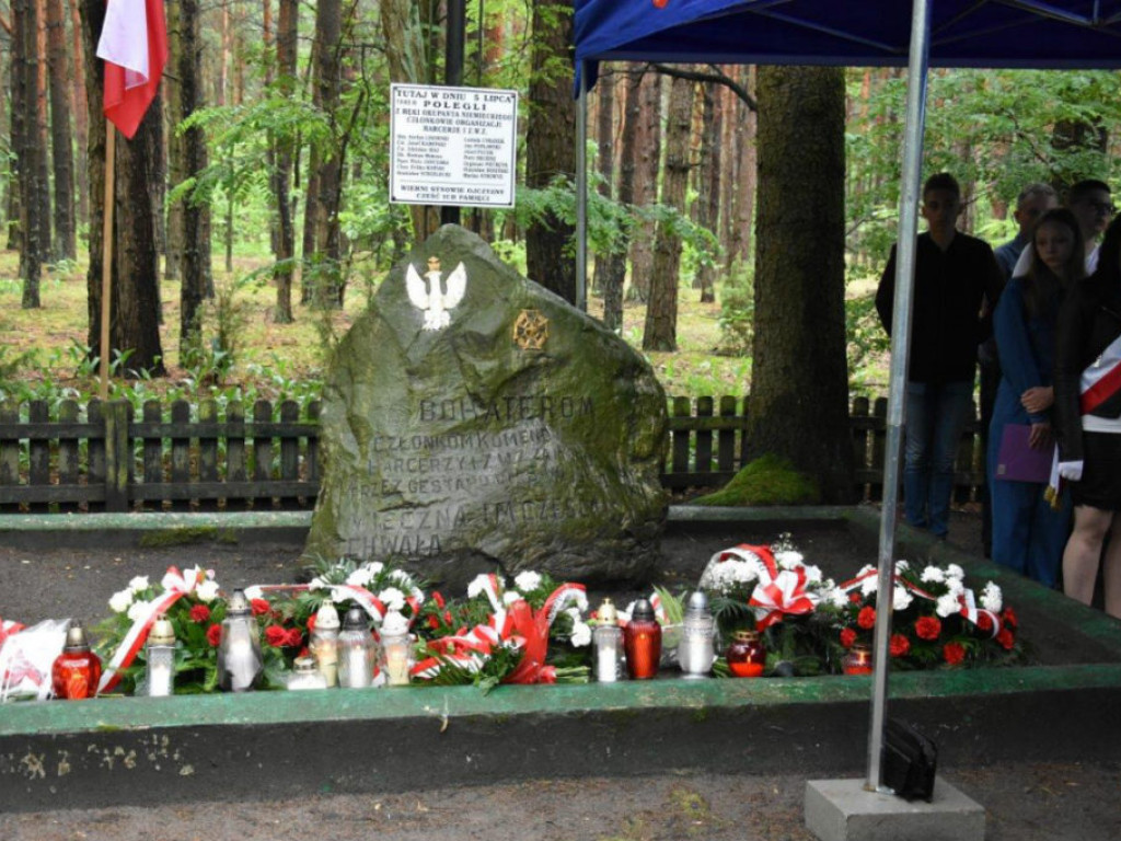 Obchody ku czci zamordowanych harcerzy w Sitnie