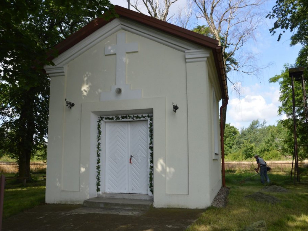 Kaplica Matki Bożej Szkaplerznej w Jurkach
