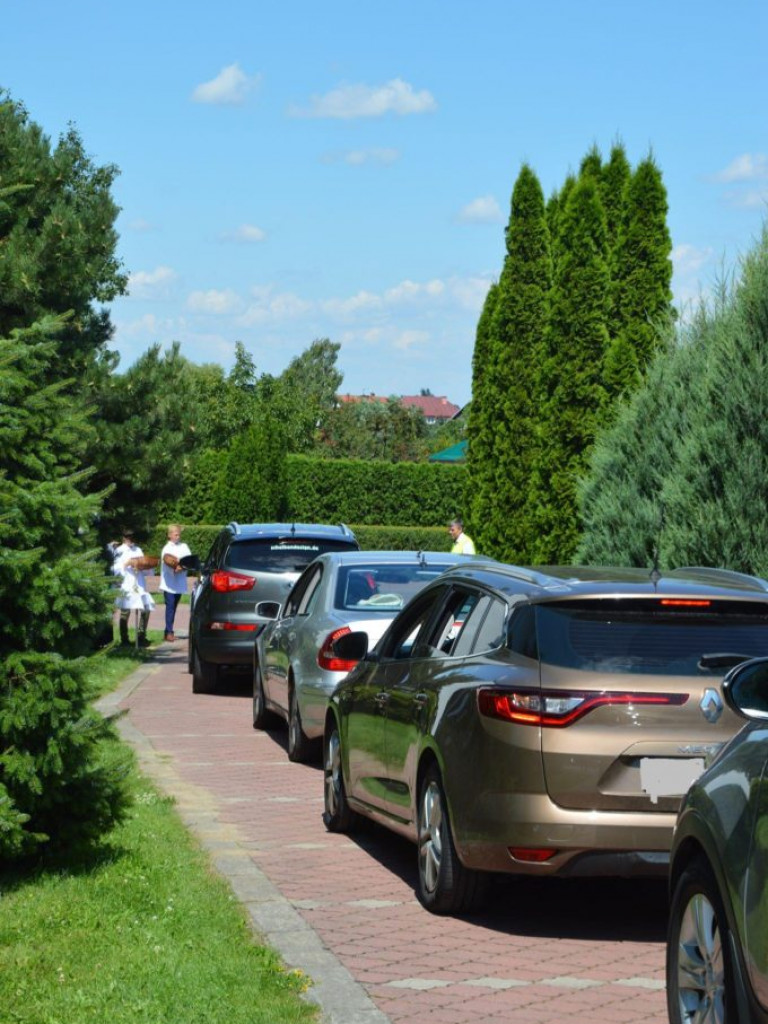 Poświęcenie pojazdów i podróżujących w parafii MBNP