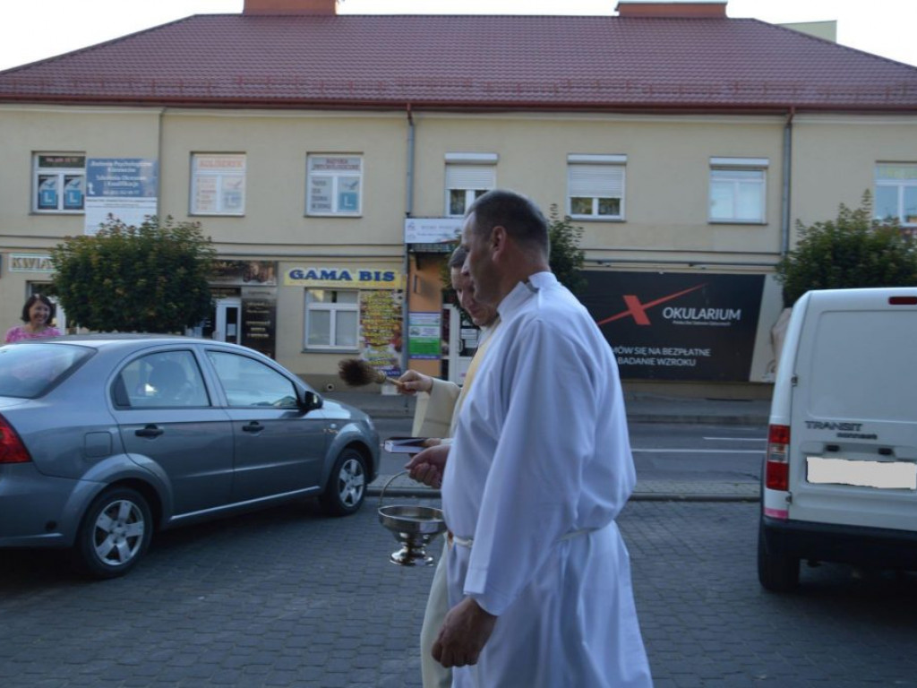 Święcenie pojazdów w parafii Trójcy Św.