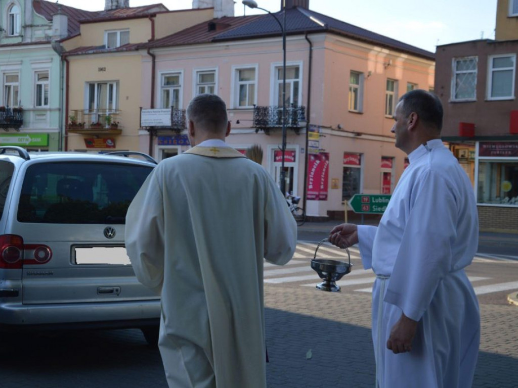 Święcenie pojazdów w parafii Trójcy Św.