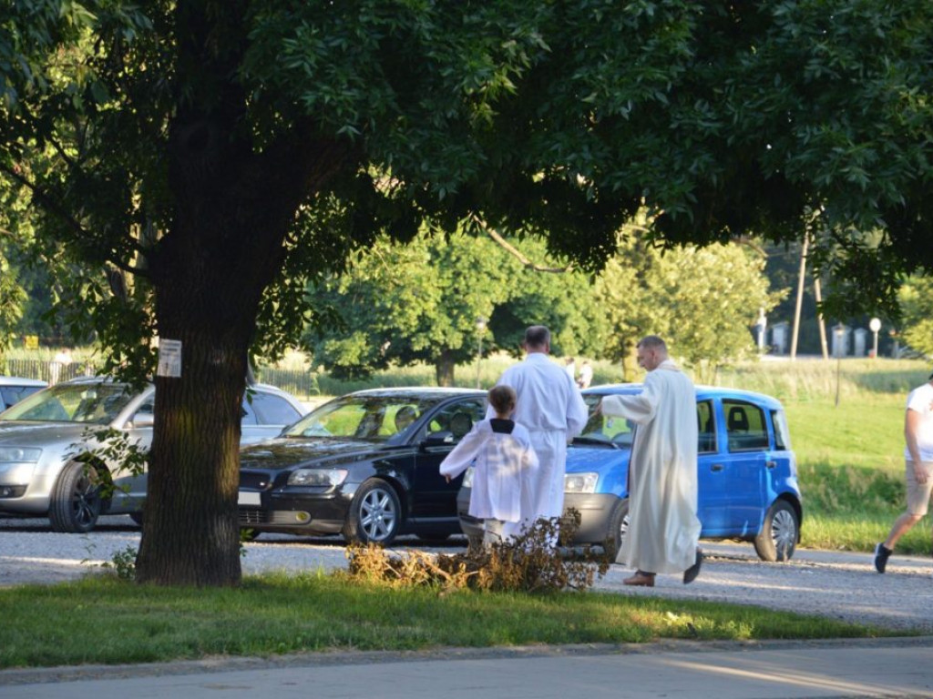 Święcenie pojazdów w parafii Trójcy Św.