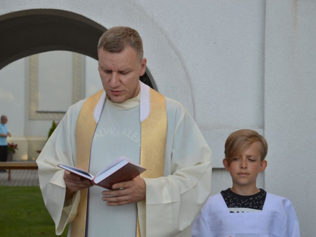 Święcenie pojazdów w parafii Trójcy Św.