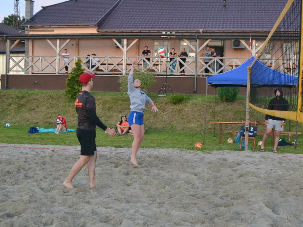Miejsko-Gminny Turniej Siatkówki Plażowej w Paszkach Dużych