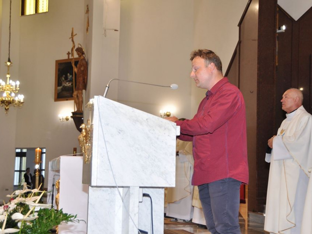 Początek sztafetowej pielgrzymki na Jasną Górę