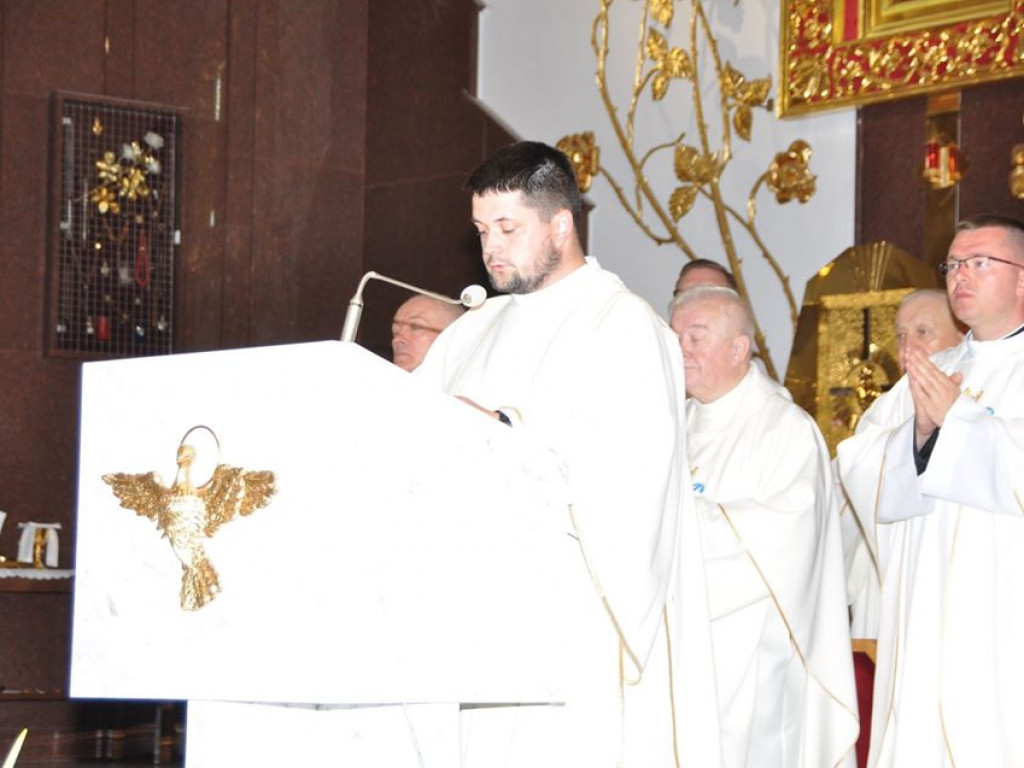 Początek sztafetowej pielgrzymki na Jasną Górę