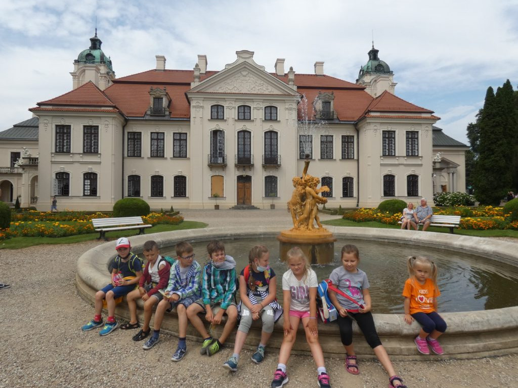 Wycieczka z gminy Radzyń P. do Kozłówki