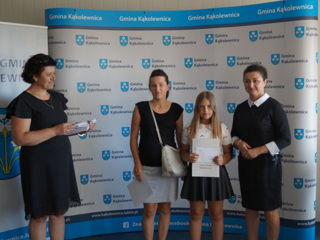 Przyznanie stypendiów w gminie Kąkolewnica