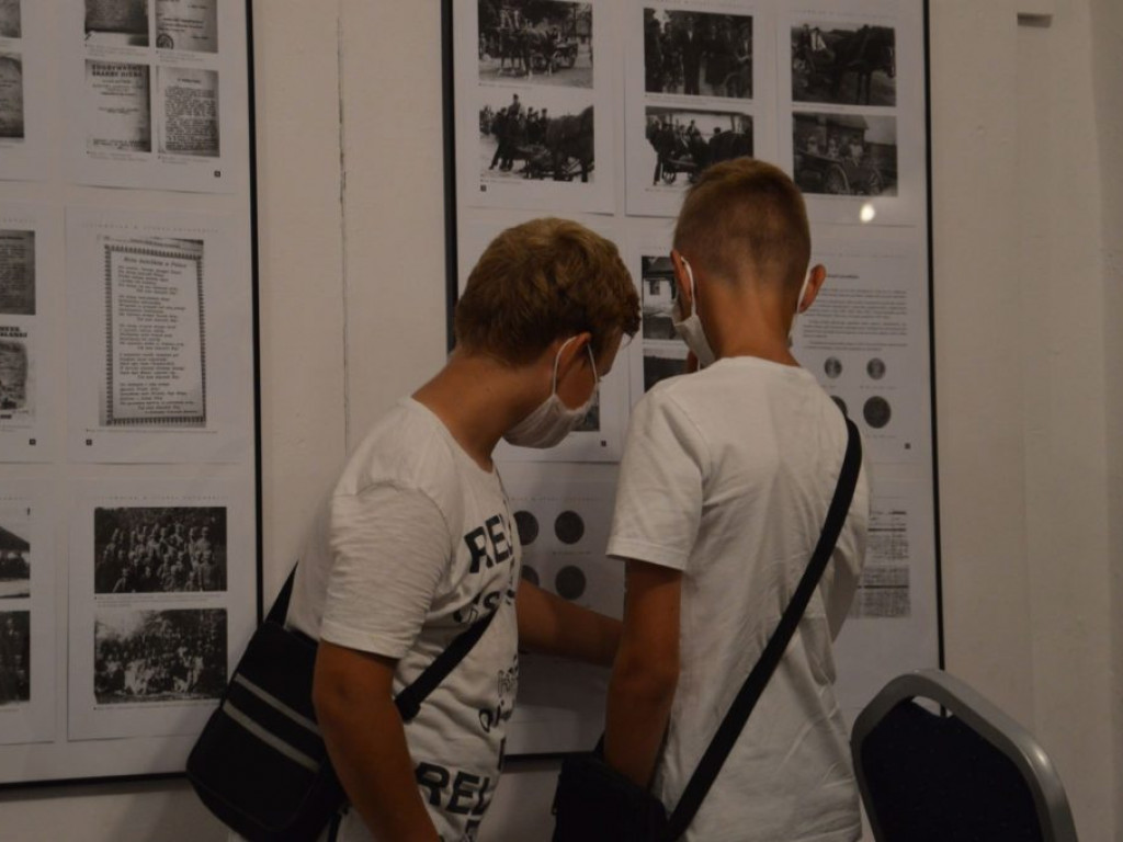 Promocja książki o Lisiowólce i wystawa fotografii