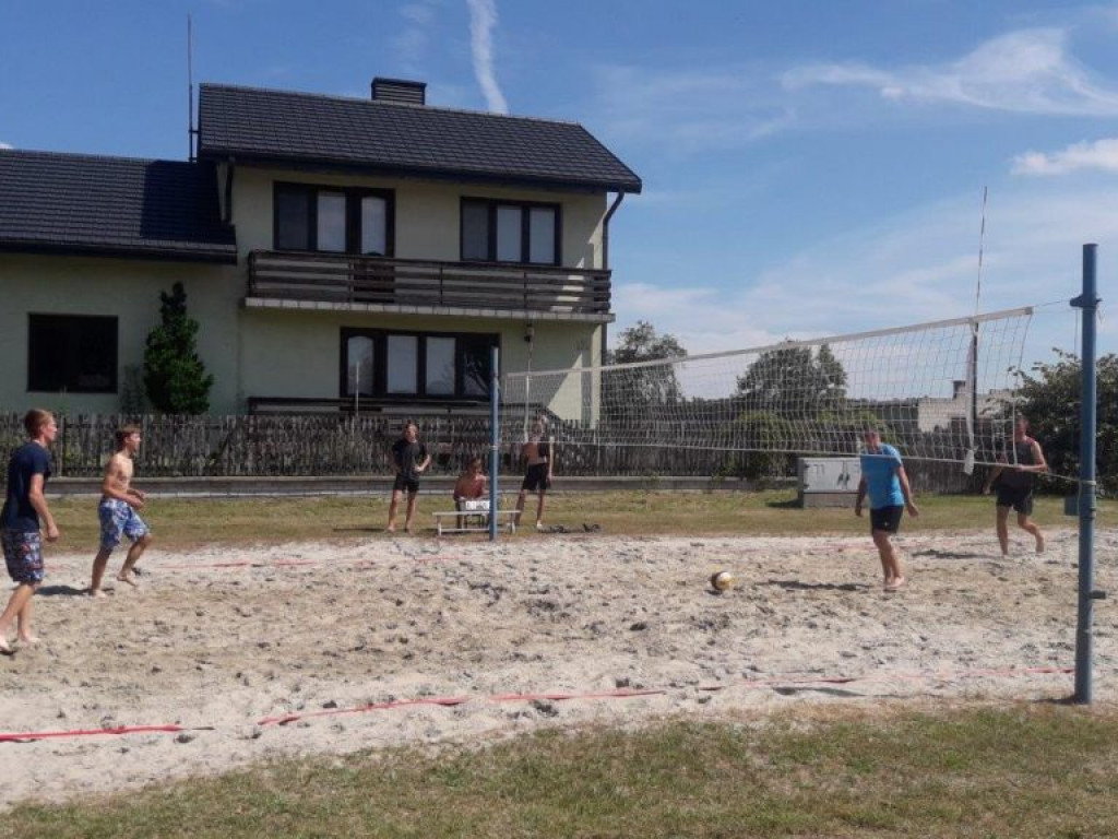 Turniej siatkówki plażowej w Płudach