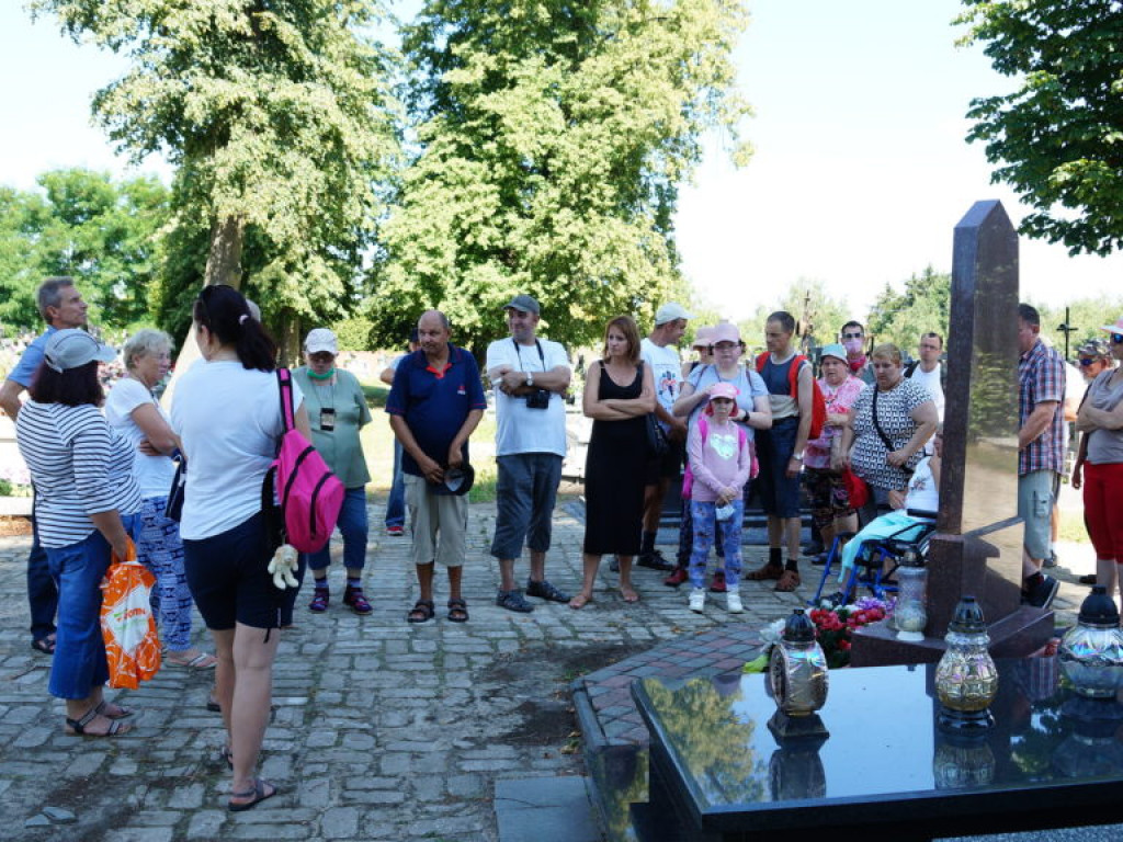 Wycieczka podopiecznych DŚDS do Czemiernik, Tchórzewa i Bełcząca