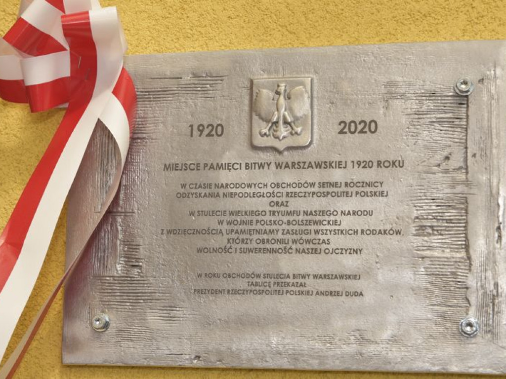 Odsłonięcie pamiątkowej tablicy w Kąkolewnicy