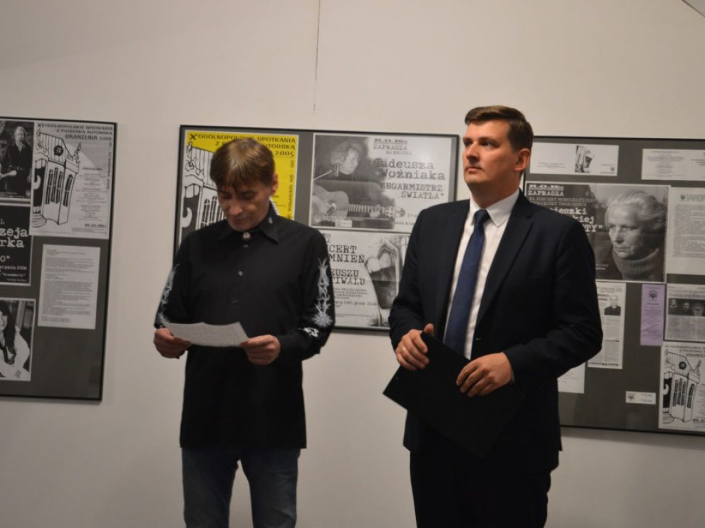 Wystawa i koncert z okazji 25-lecia Ogólnopolskich Spotkania z Piosenką Autorską