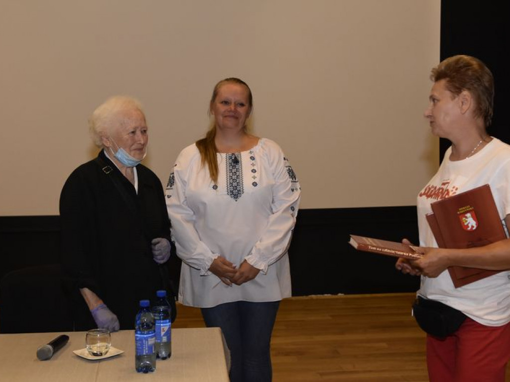 Wycieczka z Kąkolewnicy śladami 