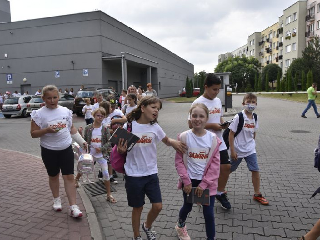Wycieczka z Kąkolewnicy śladami 