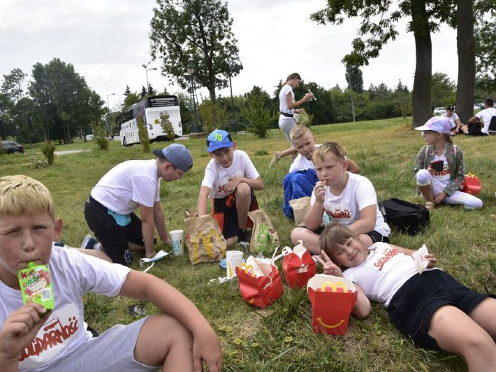 Wycieczka z Kąkolewnicy śladami 