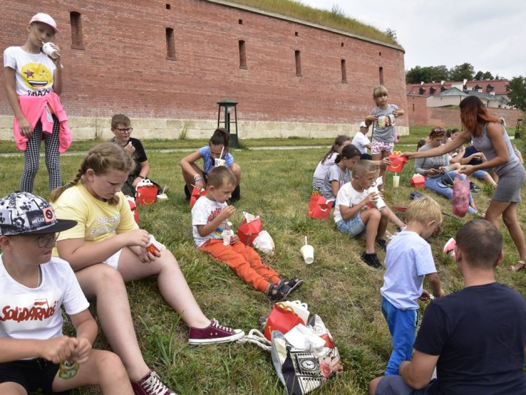 Wycieczka z Kąkolewnicy śladami 