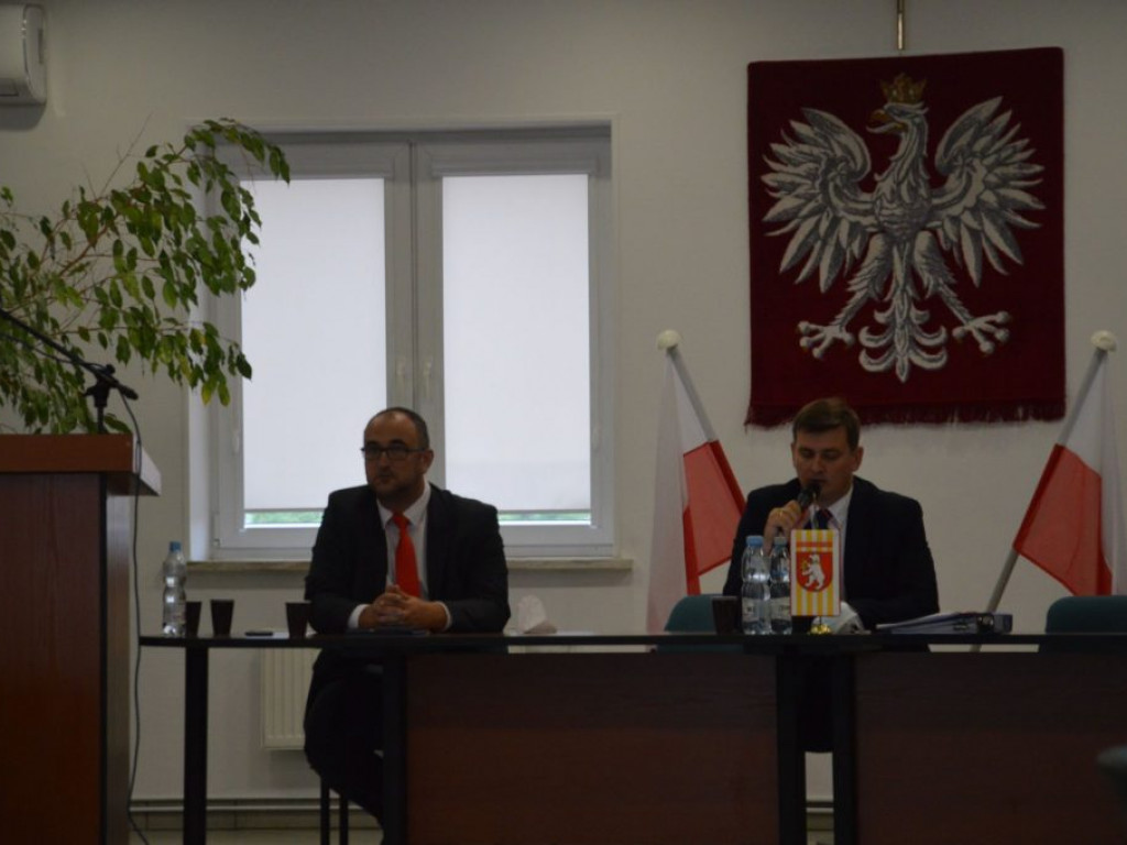 Sesja Rady Powiatu: sprawozdania dyrektorów szkół