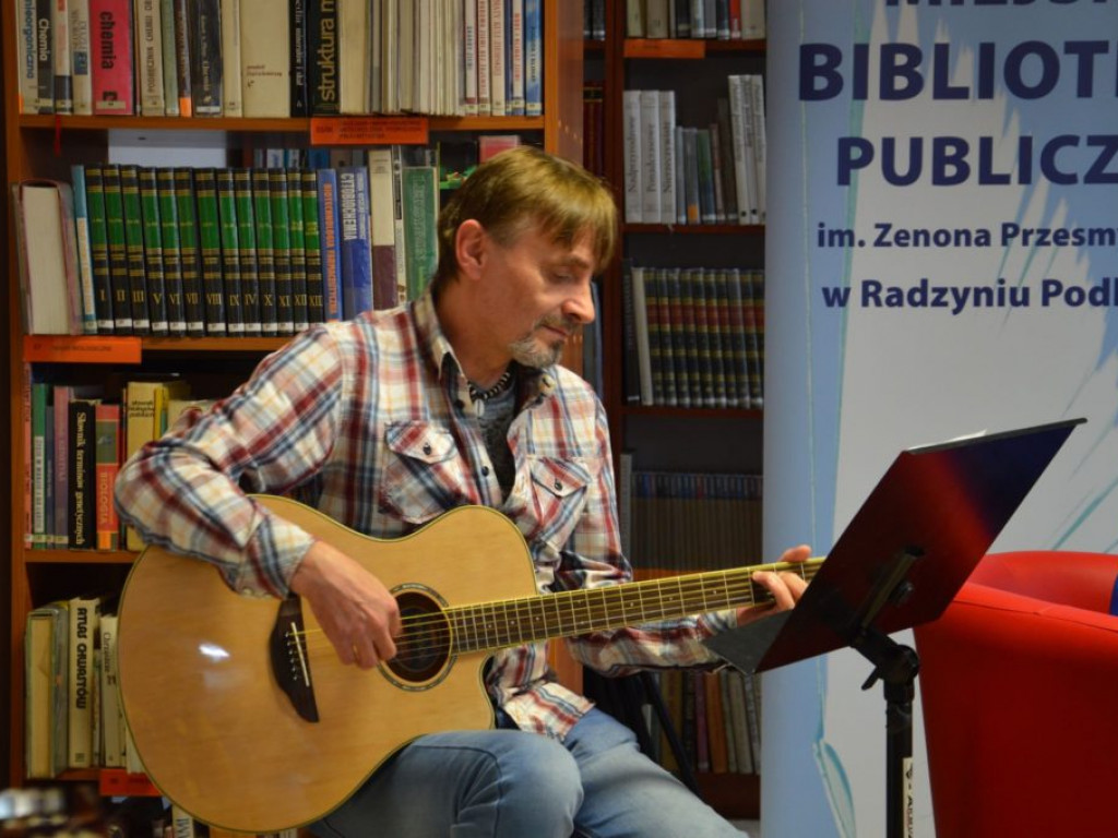 Promocja tomiku poezji Marty Świć