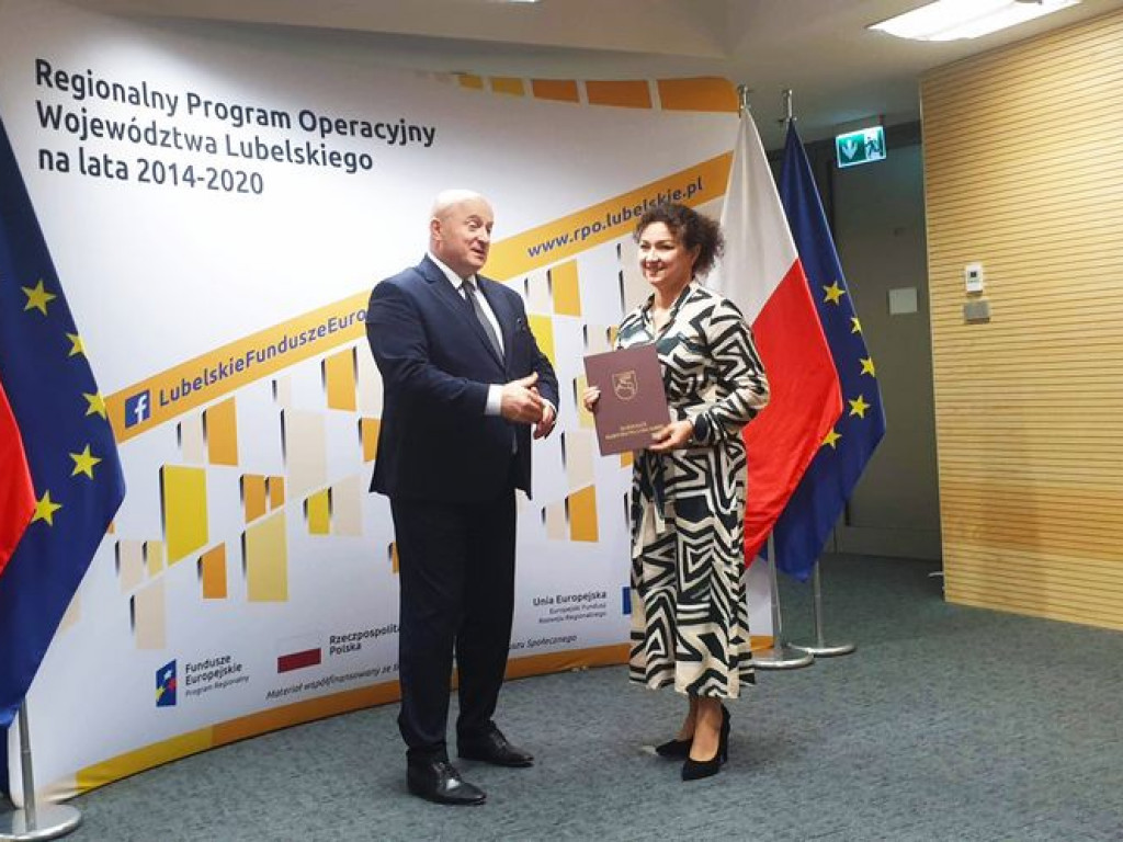 Dotacje dla gmin Kąkolewnica i Ulan-Majorat oraz dla parafii w Radzyniu