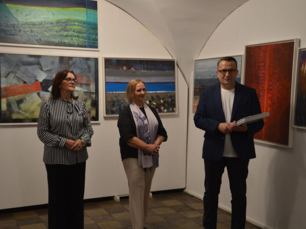 Wystawa malarstwa Stanisławy Kotarskiej i Teresy Stasiak