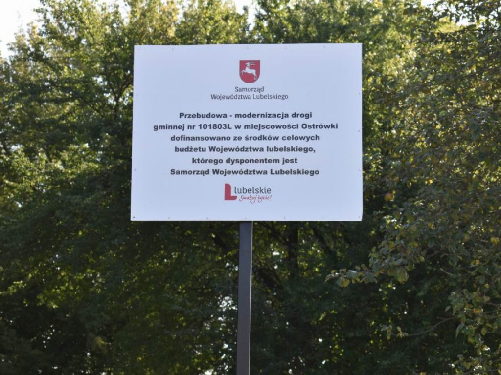 Przebudowa dróg w Ostrówkach
