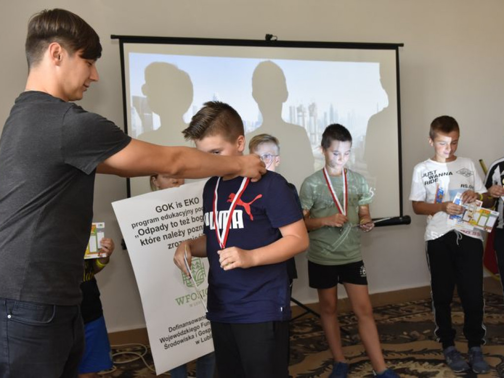 Projekt edukacyjny dotyczący odpadów w gminie Kąkolewnica