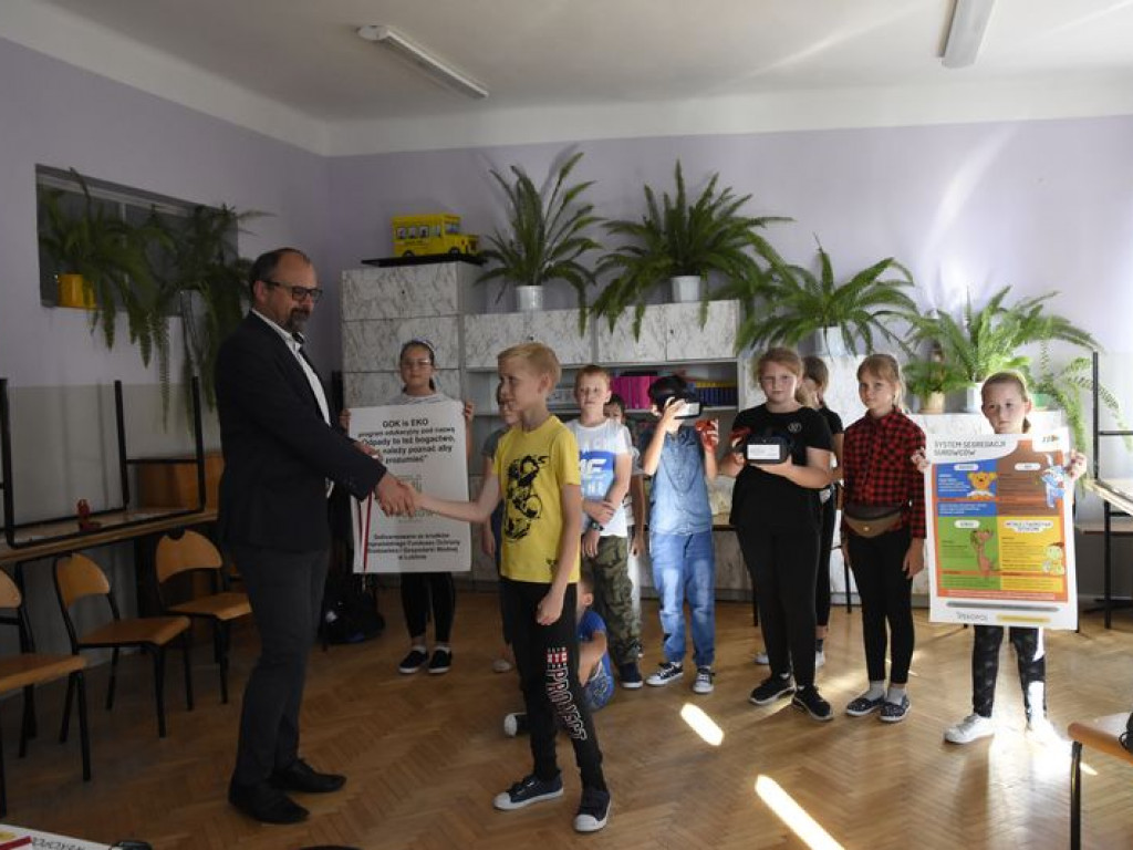 Projekt edukacyjny dotyczący odpadów w gminie Kąkolewnica