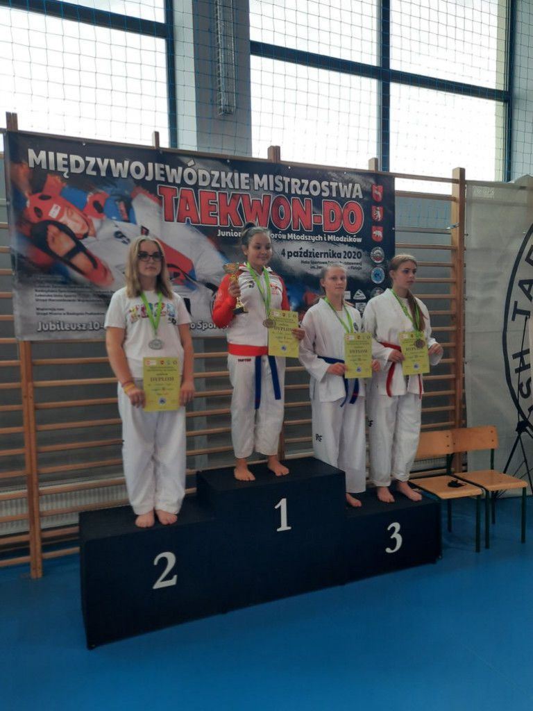 Radzyńscy zawodnicy taekwon-do na zawodach w Firleju