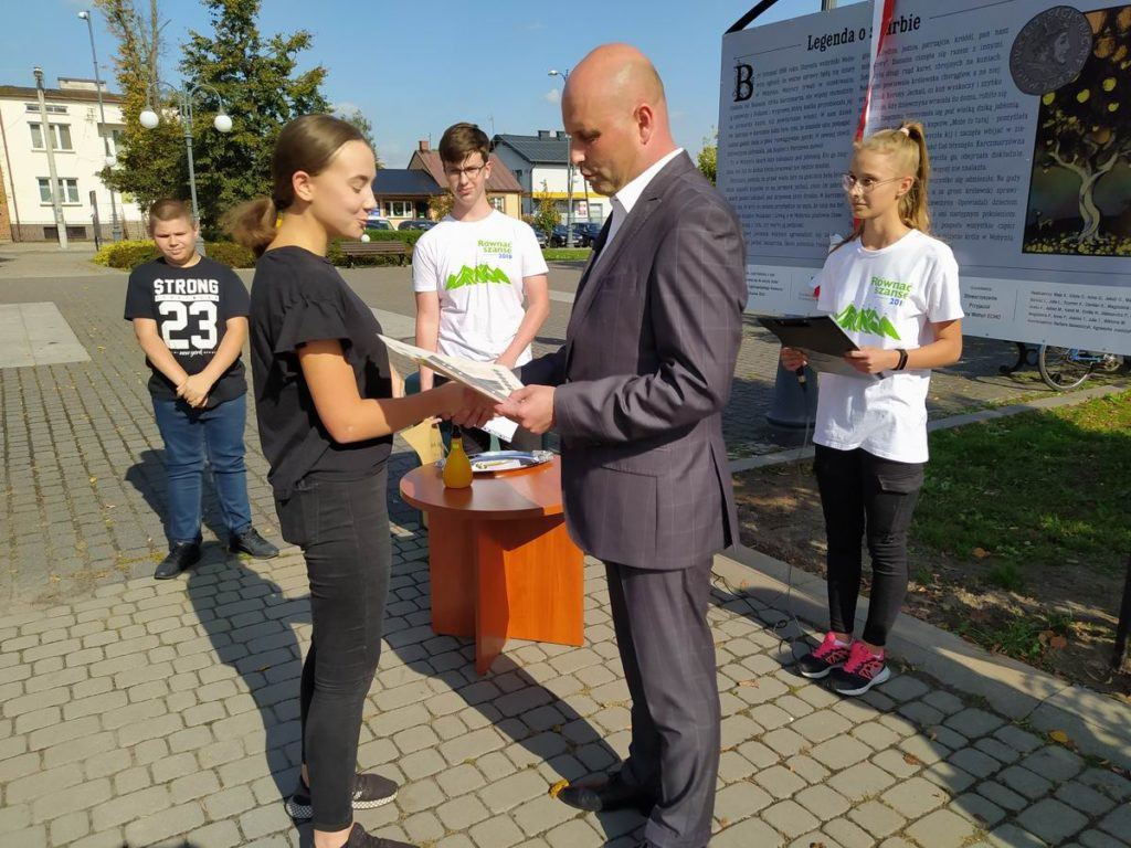 Odsłonięcie tablicy z legendą w Wohyniu