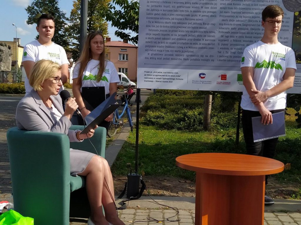 Odsłonięcie tablicy z legendą w Wohyniu