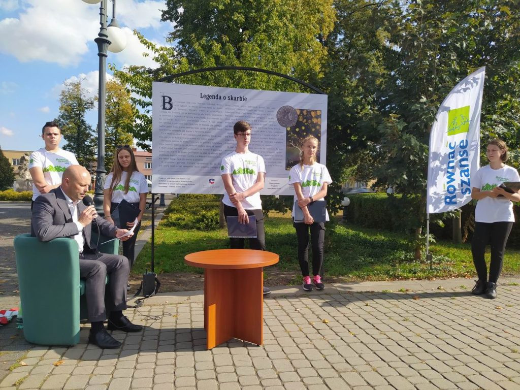 Odsłonięcie tablicy z legendą w Wohyniu