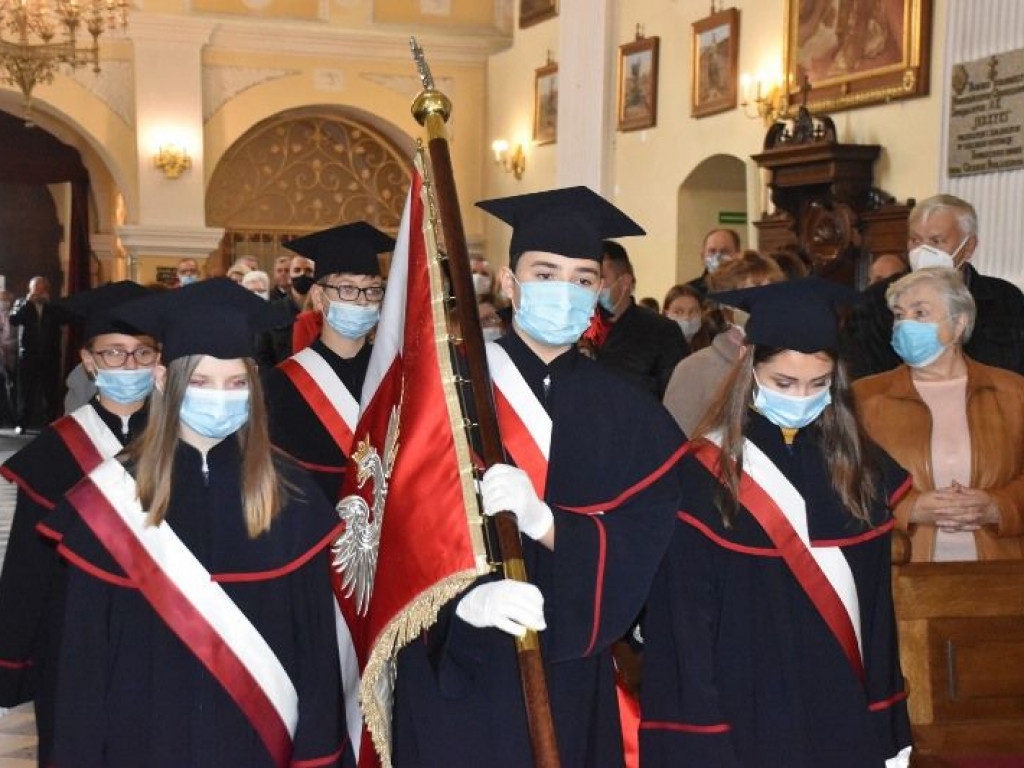 XX Dzień Papieski w SP w Białce