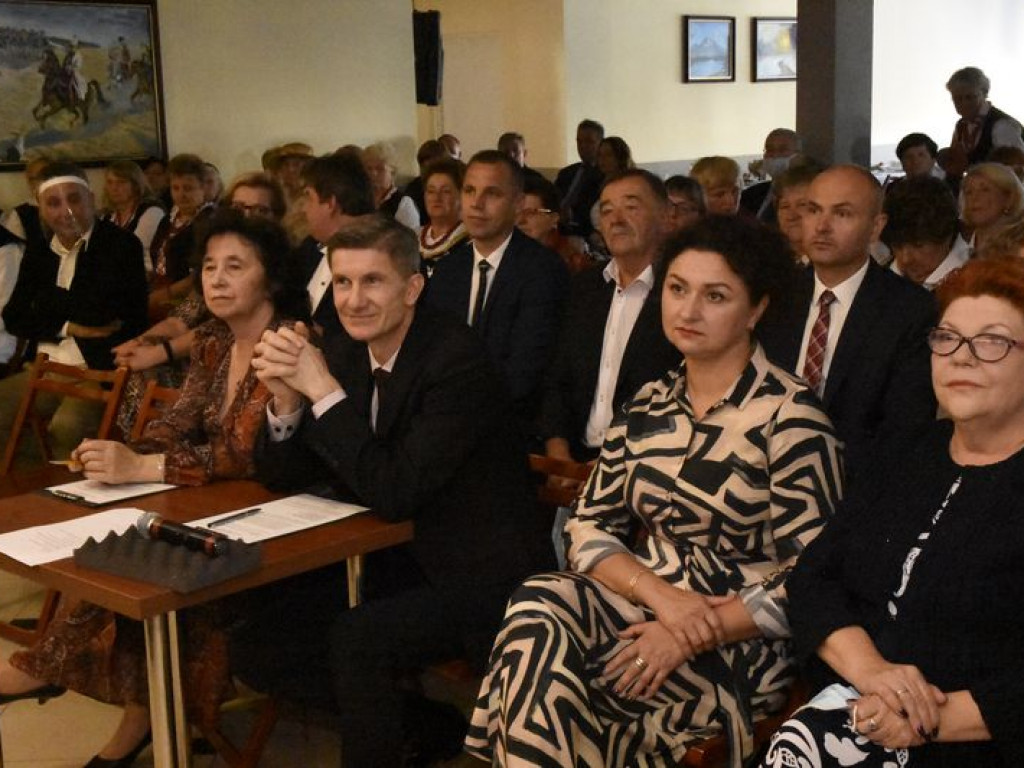 XIII Gminny Konkurs na Autentyczną Pieśń Ludową w Kąkolewnicy i odznaczenie 