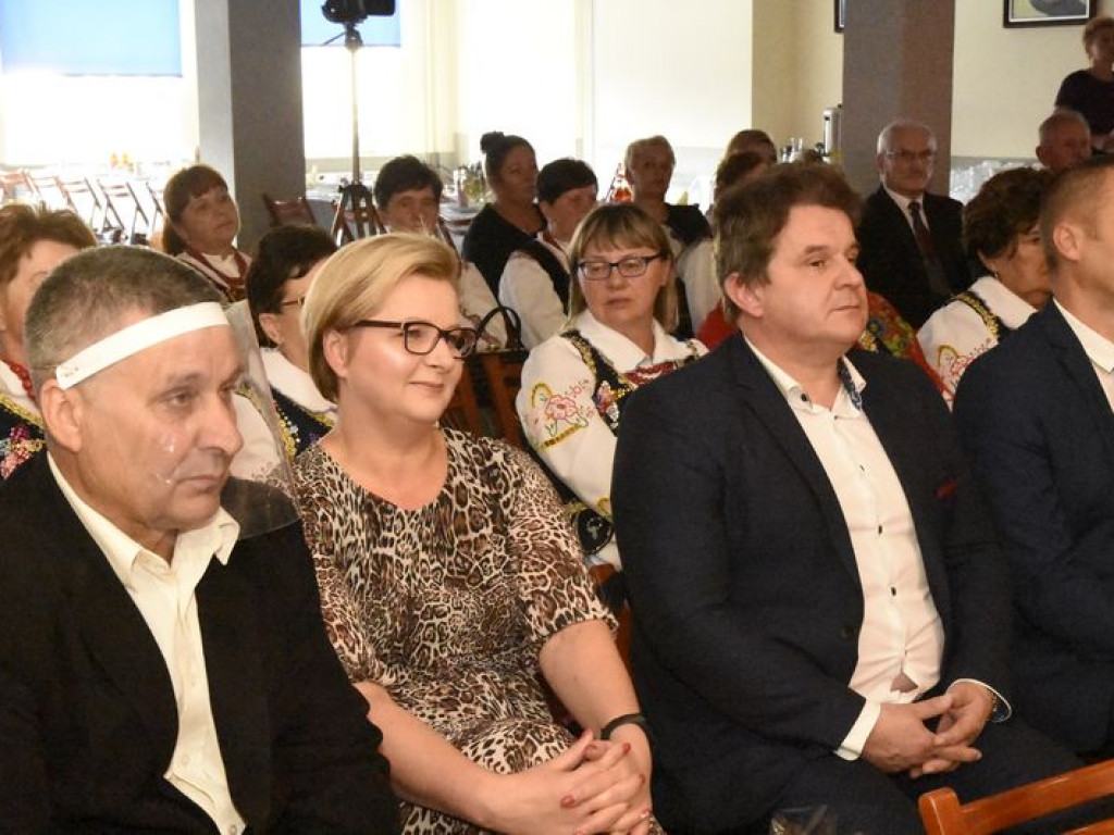 XIII Gminny Konkurs na Autentyczną Pieśń Ludową w Kąkolewnicy i odznaczenie 