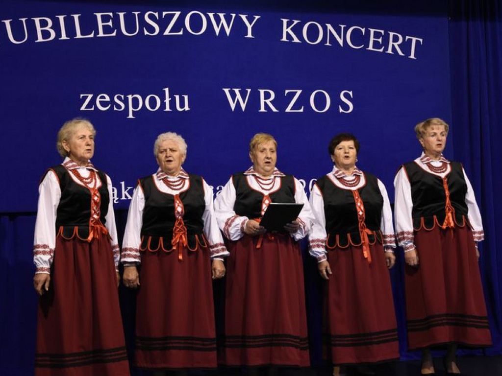 XIII Gminny Konkurs na Autentyczną Pieśń Ludową w Kąkolewnicy i odznaczenie 