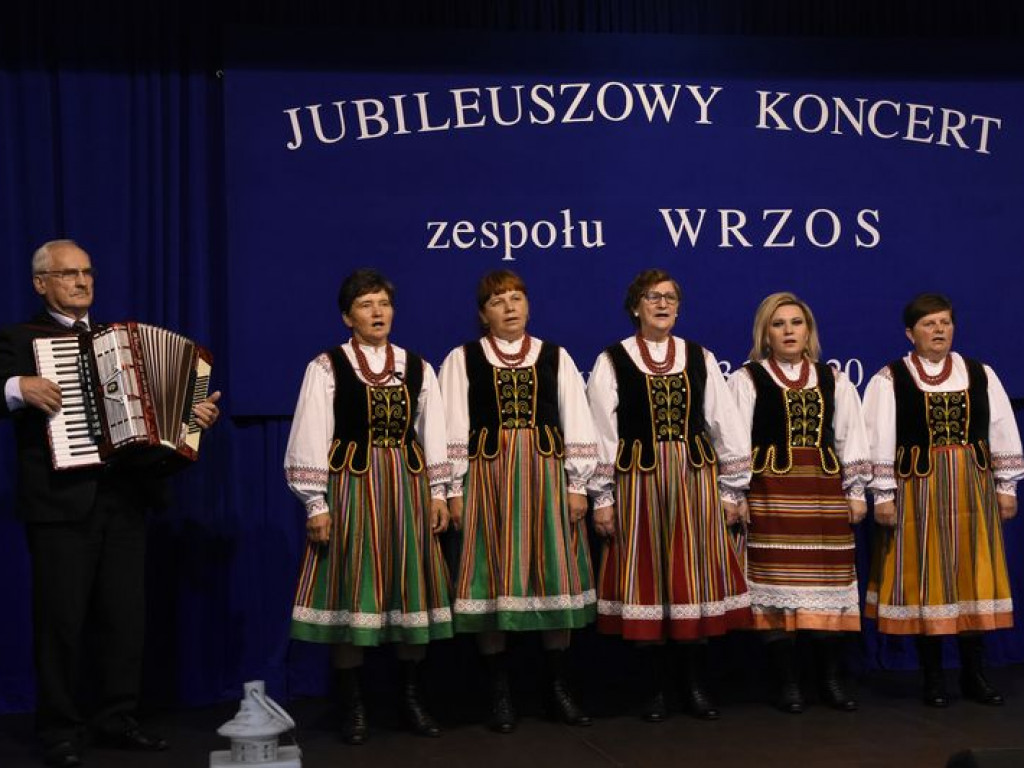XIII Gminny Konkurs na Autentyczną Pieśń Ludową w Kąkolewnicy i odznaczenie 