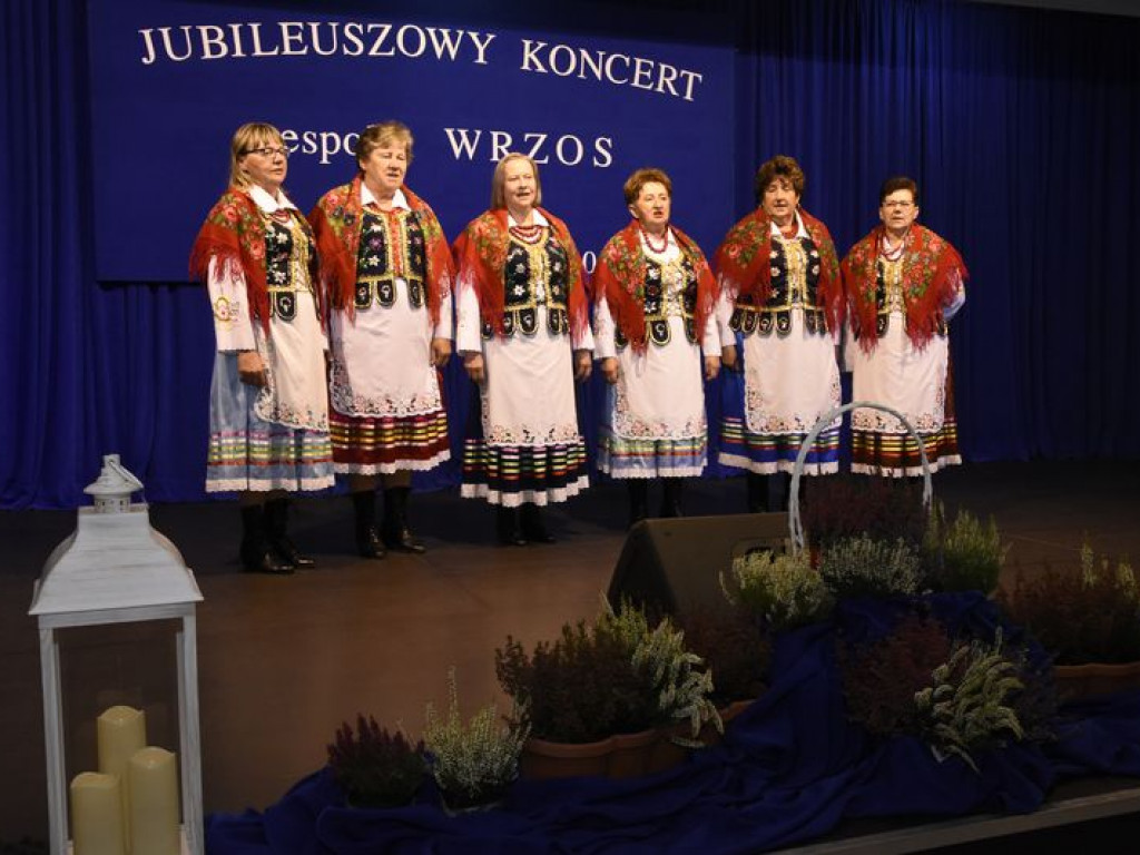 XIII Gminny Konkurs na Autentyczną Pieśń Ludową w Kąkolewnicy i odznaczenie 