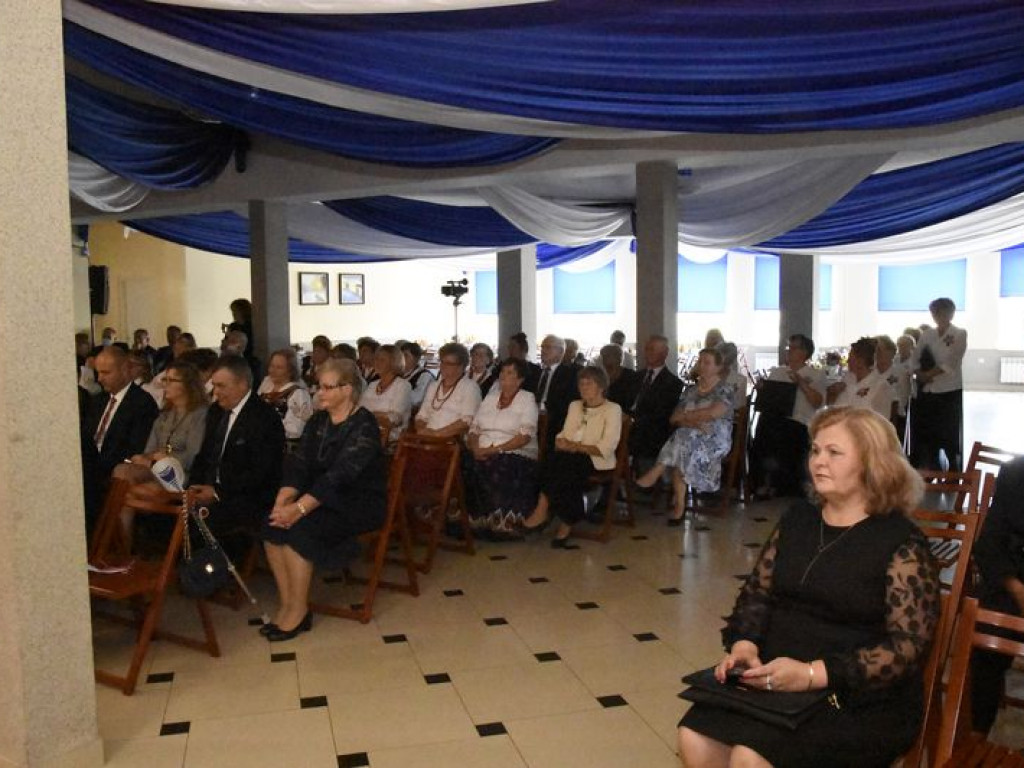XIII Gminny Konkurs na Autentyczną Pieśń Ludową w Kąkolewnicy i odznaczenie 