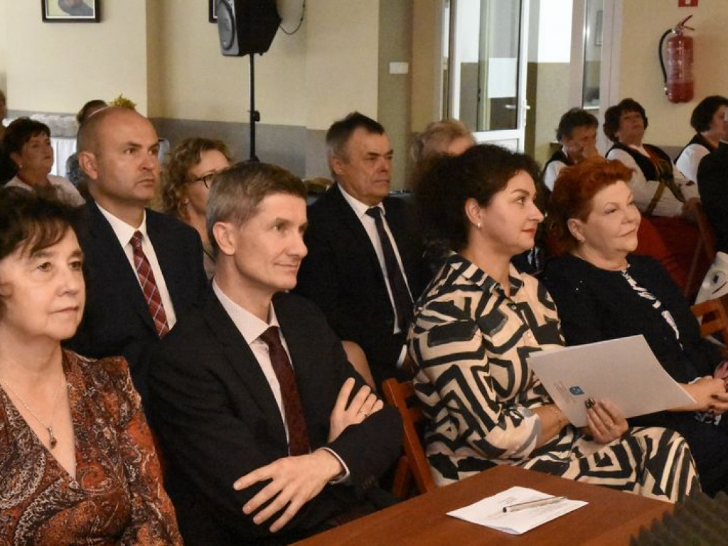 XIII Gminny Konkurs na Autentyczną Pieśń Ludową w Kąkolewnicy i odznaczenie 