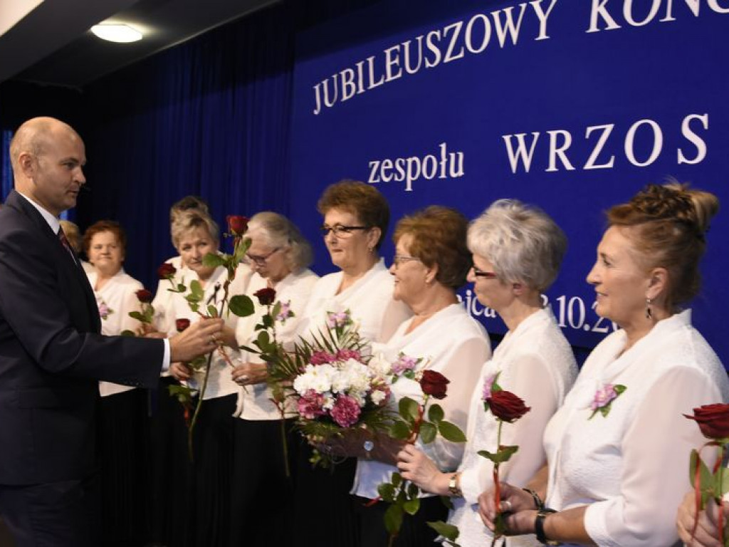 XIII Gminny Konkurs na Autentyczną Pieśń Ludową w Kąkolewnicy i odznaczenie 