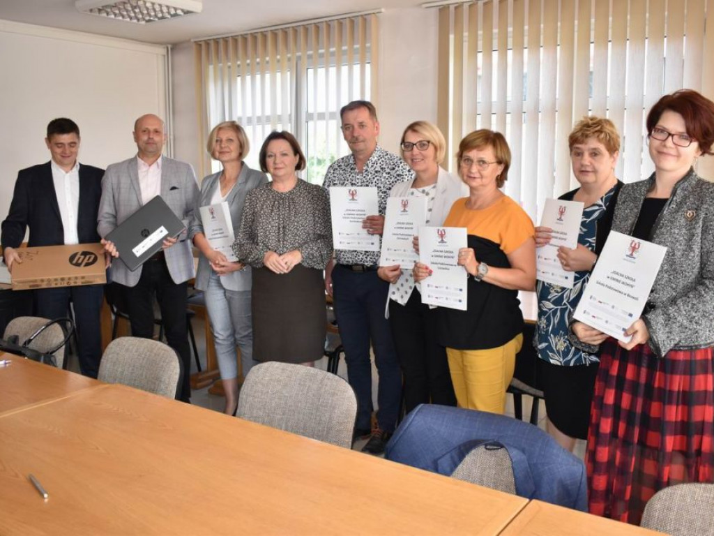 Granty dla gminy Wohyń na urządzenia elektroniczne