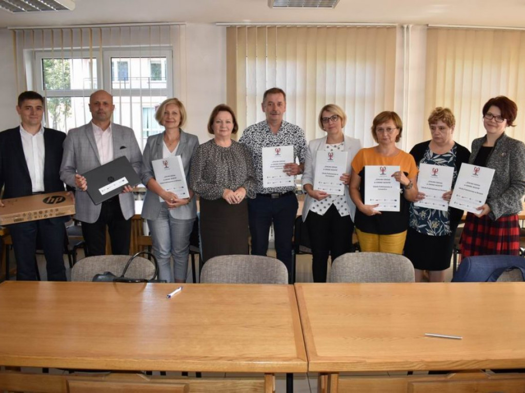 Granty dla gminy Wohyń na urządzenia elektroniczne