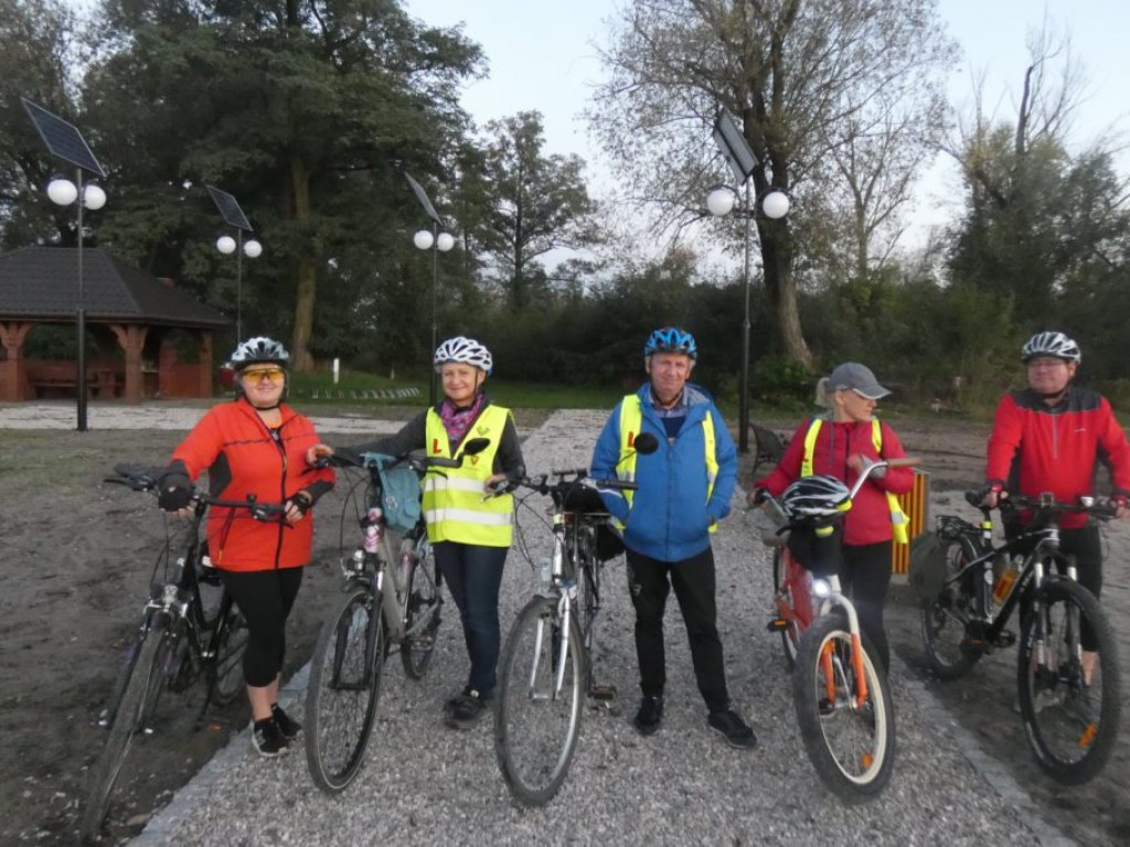 Październikowe wycieczki Radzyńskiej Grupy Rowerowej